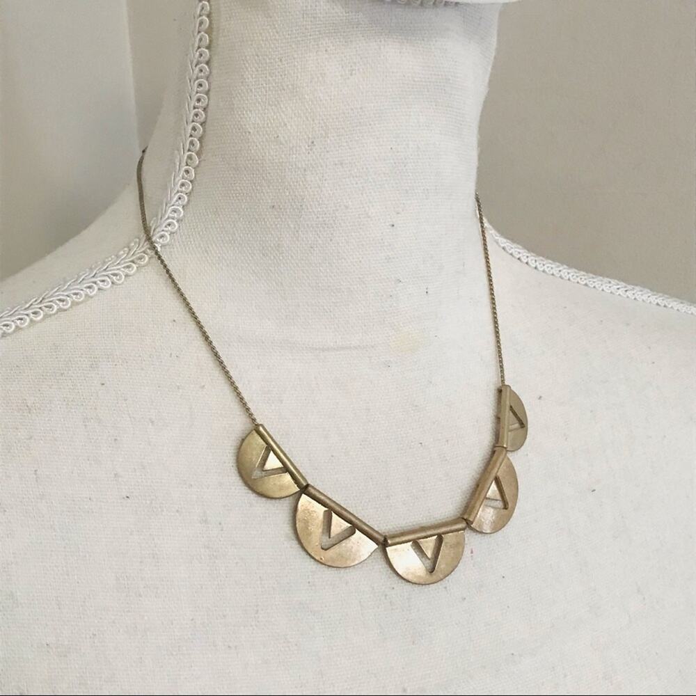 Old Navy Necklace